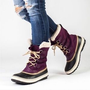 Sorel Winter Carnival Purple Boots Sz 5